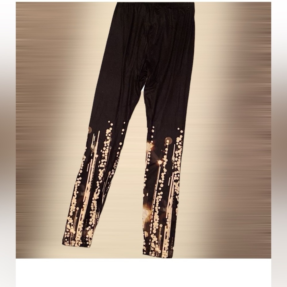 NWT! Leggings with Circle pattern - Picture 2 of 10